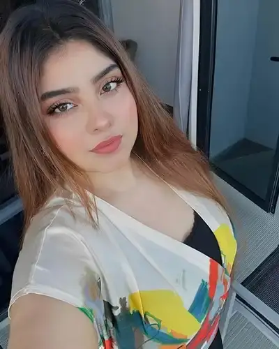 Padrauna Escort